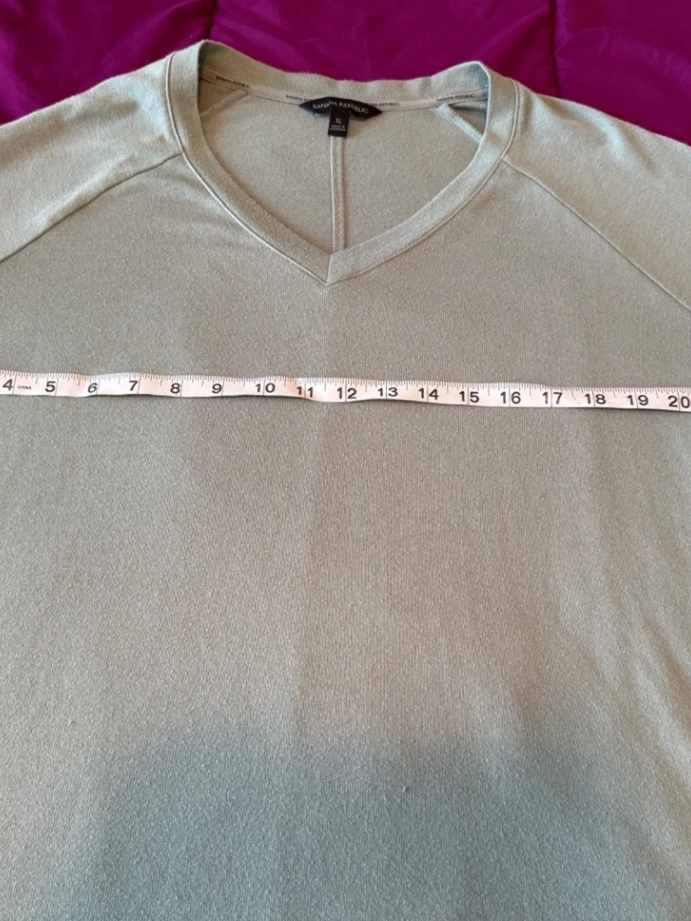 Banana Republic V-Neck Long Sleeve Side Slit Soft Top Knit Green XL